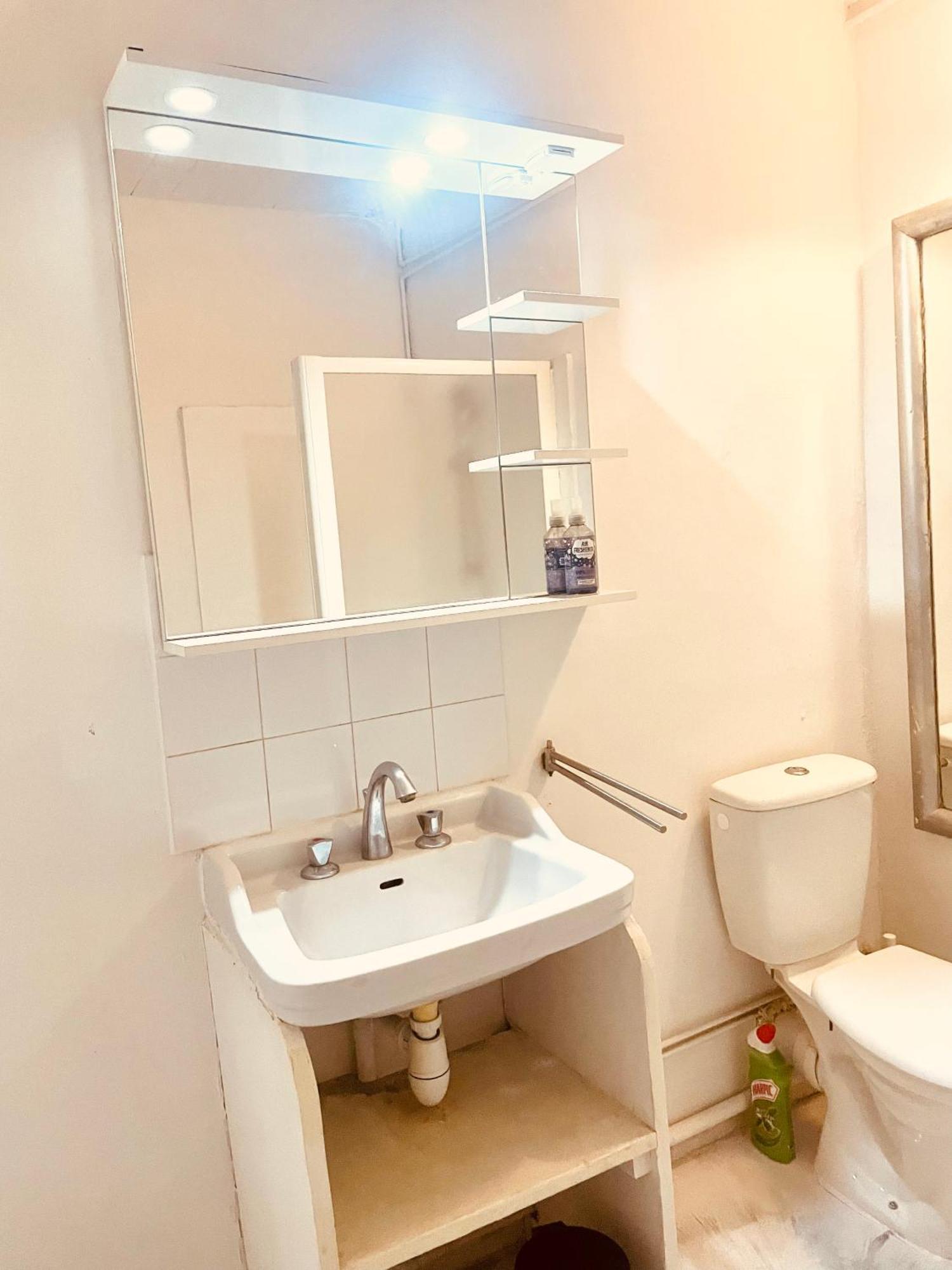 La Maisonnette Du Parc - Piscine - Tennis Apartment Nîmes